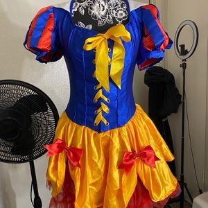 Cute Snow White costume